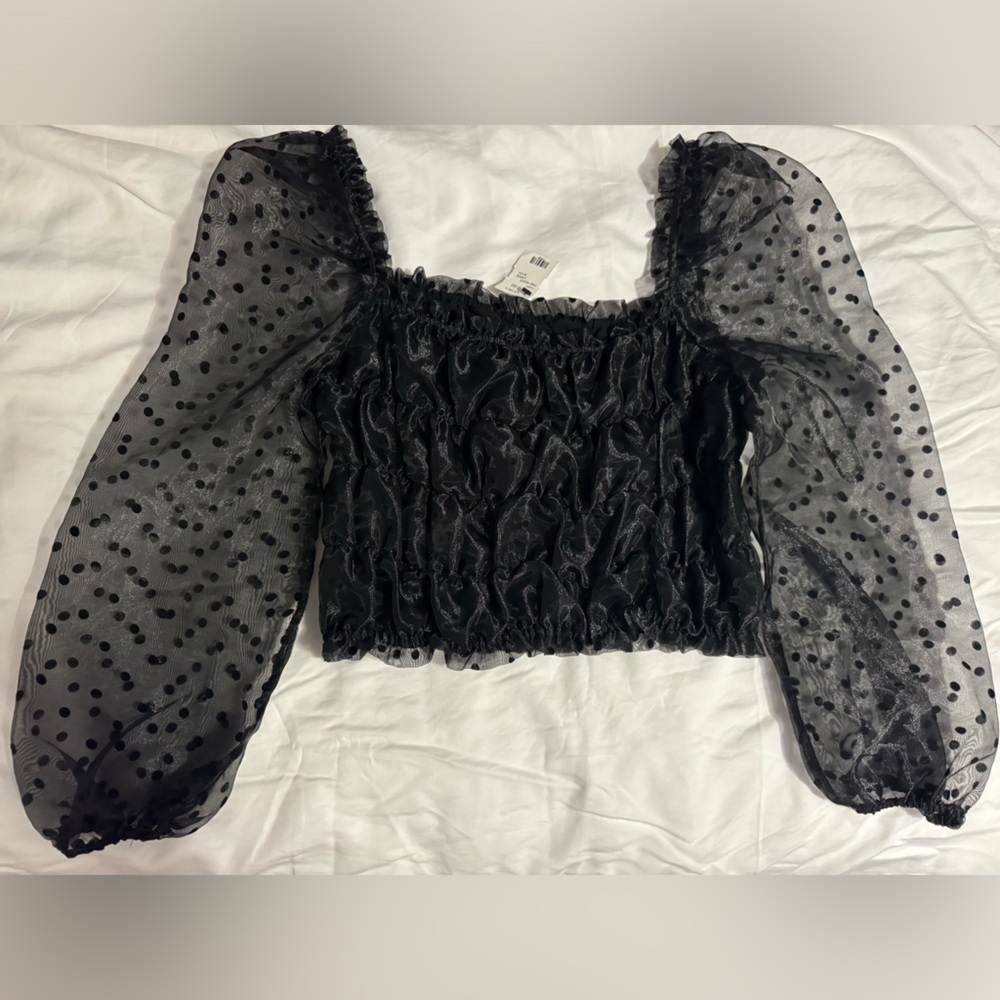 Akira top